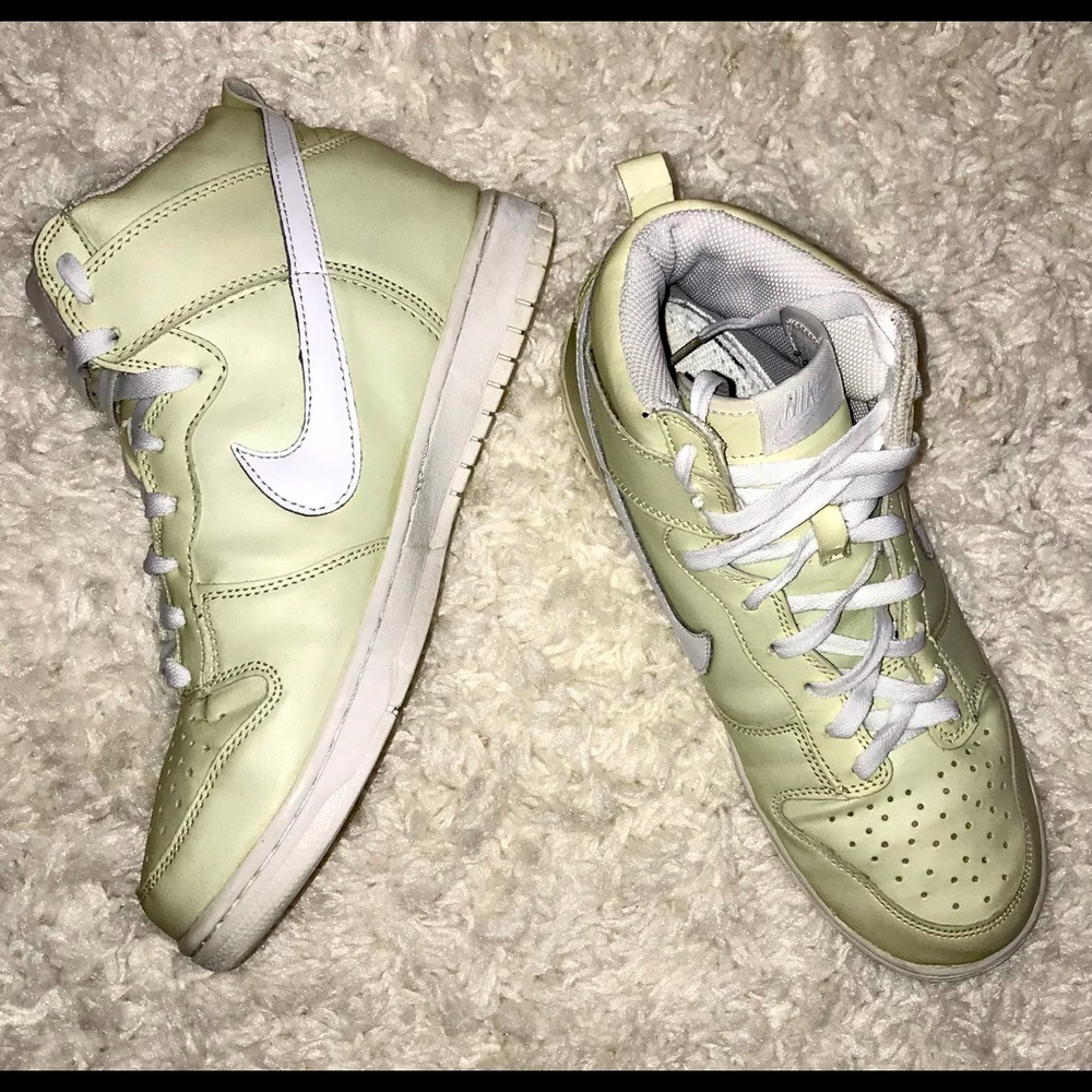 Nike Dunk High Premium ‘Glow in the Dark size 8.5